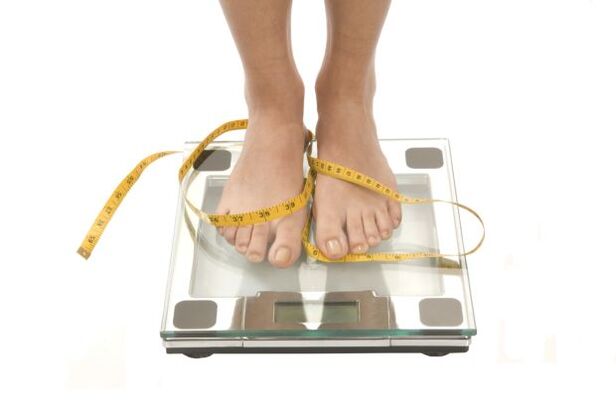 Pesare la perdita di peso a casa